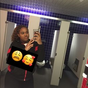 Meet your Posher, Dasani